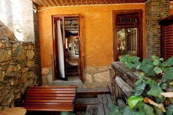 Haw Haw Inn Ліцзян Екстер'єр фото
